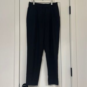 Everlane Pants - Size 2 - Black